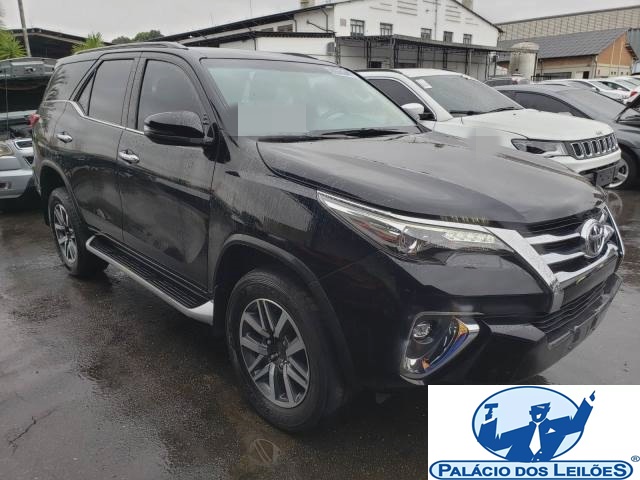  TOYOTA HILUX SW4 SRX 2.8 D-4D TURBO 2018