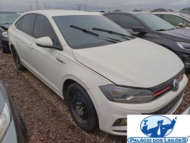 VOLKSWAGEN VIRTUS HIGHLINE 200 AT 1.0 12V TSI TURBO ANO 2019